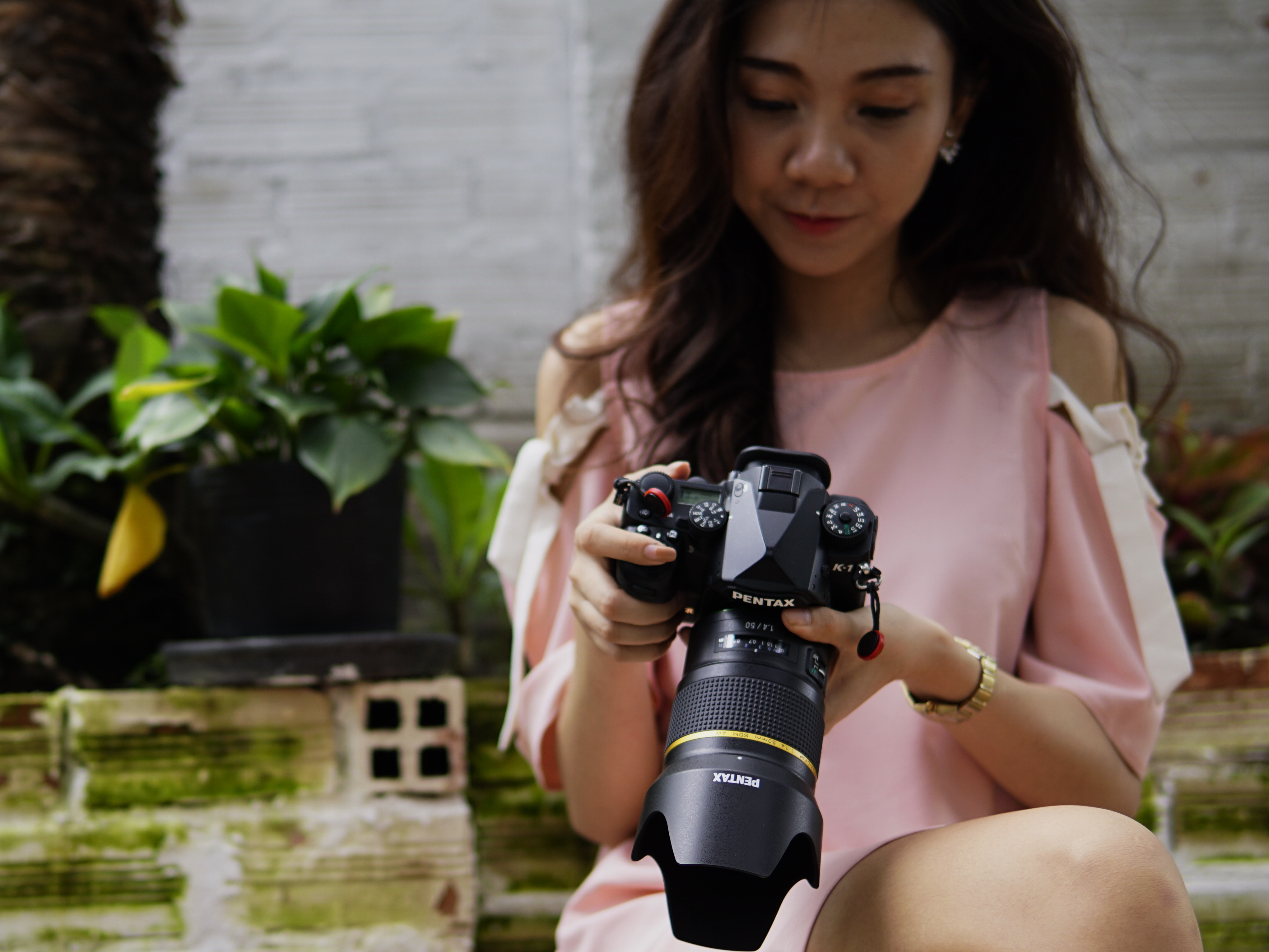 TIXIAI mang ống kính HD Pentax-D FA* 50MM F/1.4 về Việt Nam