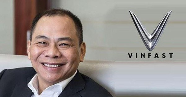 Ăn mừng sự kiện lịch sử trên sàn Nasdaq, tỷ phú Phạm Nhật Vượng chơi lớn tặng quà tương đương 30 cổ phiếu VFS cho mỗi chủ xe VinFast