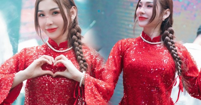 DJ xinh đẹp mang áo dài Việt Nam khắp thế giới