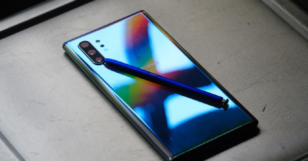 Pixel 4 XL chưa ra mắt, Youtuber người Việt đã tung video so sánh với Galaxy Note 10+