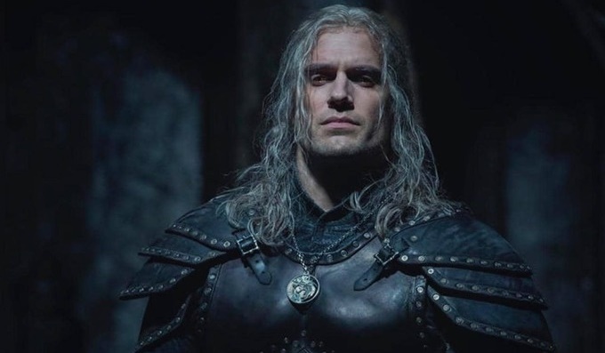 Bom tấn The Witcher tung tạo hình mới của nam thần Henry Cavill