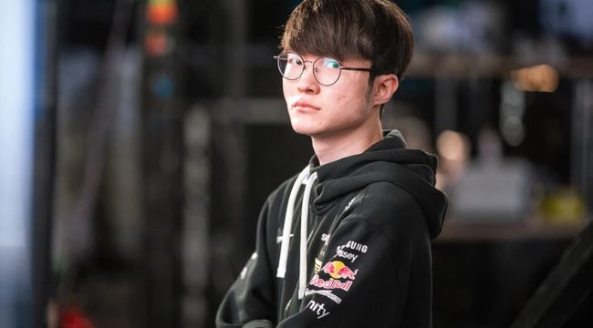 Faker: “Tôi muốn gặp những Đường Giữa ấn tượng hơn ở Tứ kết CKTG”