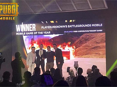 Không hổ danh game sinh tồn hot nhất, PUBG MOBILE vừa giành giải thường 