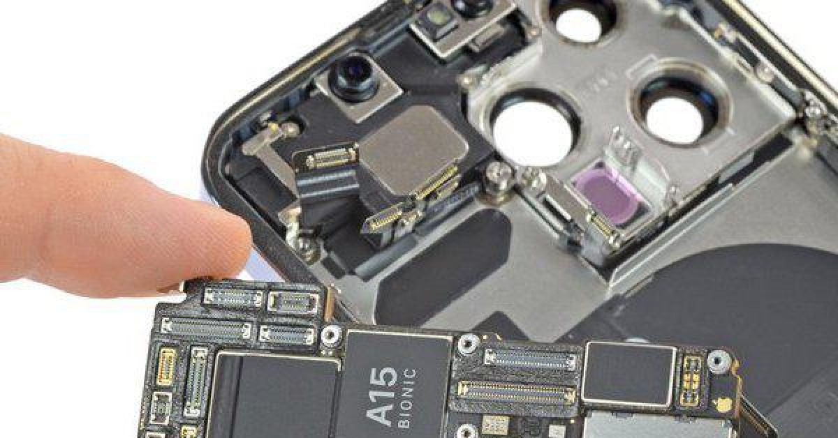 Apple sẽ bán linh kiện chính hãng iPhone 12 và 13 cho người dùng