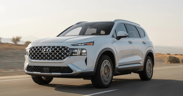 Hyundai lắp ráp Santa Fe Hybrid và Ioniq 5 tại Việt Nam: Kỳ vọng giá tốt để so kè Kia và VinFast