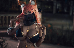 Hút hồn với bộ cosplay 