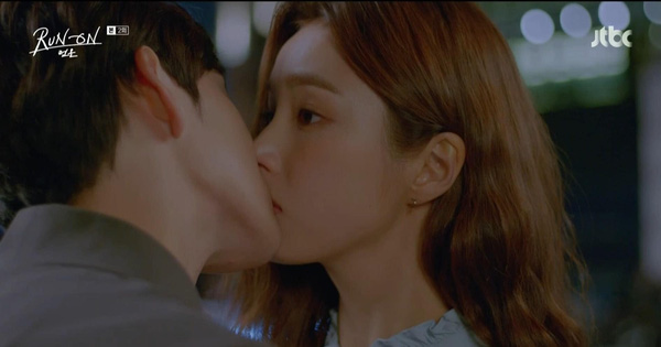 Im Si Wan có cảnh hôn ngay tập 2 Run On nhưng netizen phát bực vì Shin Se Kyung đơ trường tồn