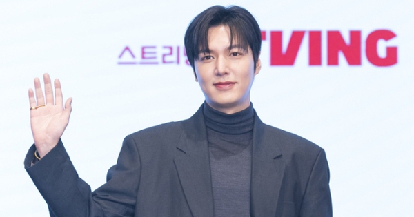 Nhan sắc gây choáng của Lee Min Ho