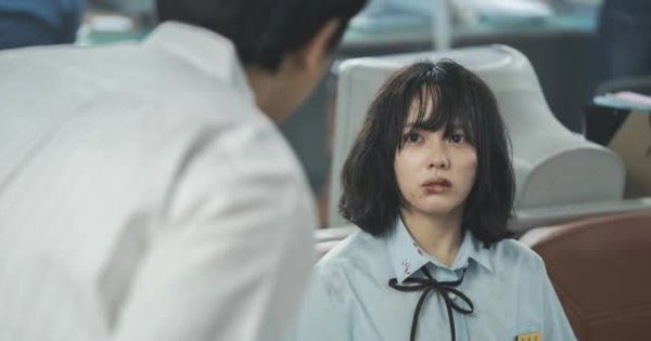 Bạo lực học đường ở Hàn Quốc: Giáo viên không dám lên tiếng, những câu chuyện có thật còn dã man hơn phim The Glory của Song Hye Kyo