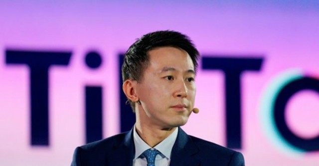 CEO TikTok "xuống nước", nịnh bợ ông Trump giữa lùm xùm lệnh cấm