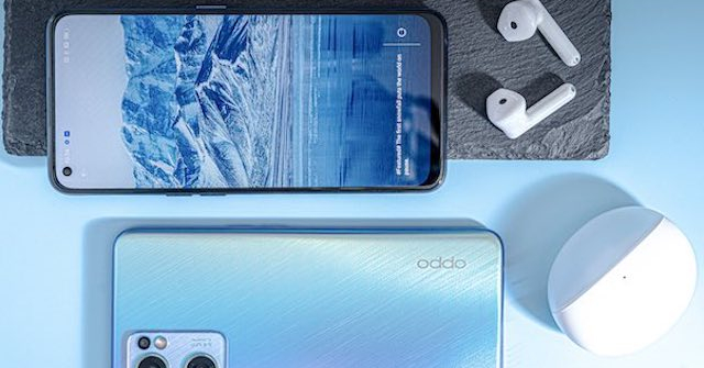 Oppo Reno7 5G trình làng: Độc đáo viền sáng kép quanh camera chính