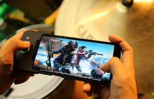 Xiaomi giới thiệu phiên bản 'siêu cấp vô địch' của smartphone gaming Black Shark: RAM 8GB, ROM 256GB