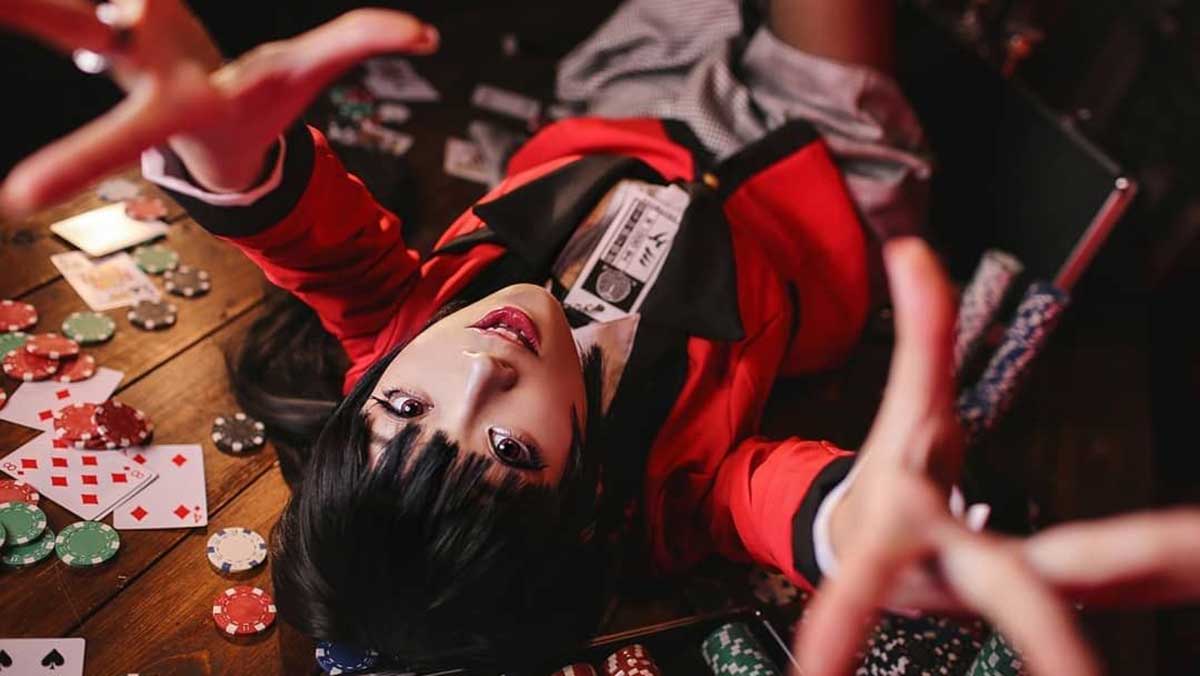 Choáng ngợp với loạt ảnh cosplay Yumeko trong Kakegurui cực 'bánh cuốn'