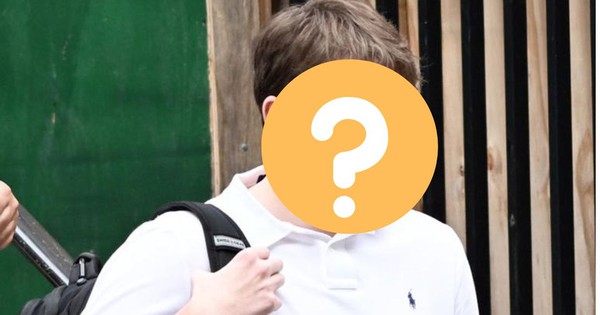 Đệ nhất công tử nước Mỹ Barron Trump gây sốc với diện mạo mới khó nhận ra