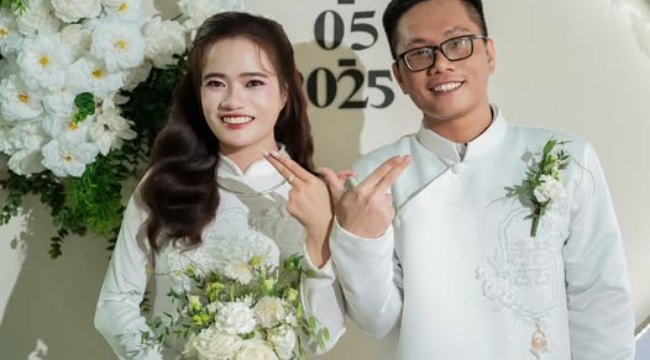 Cặp đôi fan GAM nên duyên sau 6 năm, cộng đồng thi nhau “xin vía”