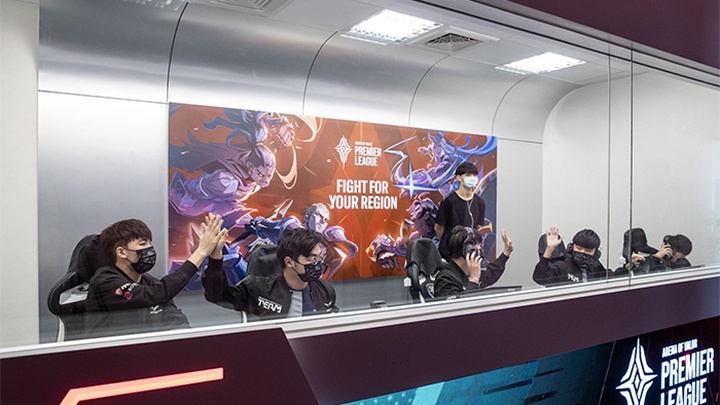 Đội tuyển Flash Wolves Liên quân: Sức mạnh của Bầy Sói