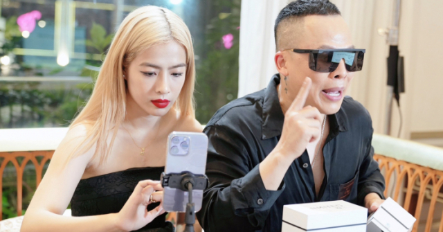 Vũ Khắc Tiệp không ngại lấy uy tín 15 năm hoạt động showbiz để bán hàng livestream