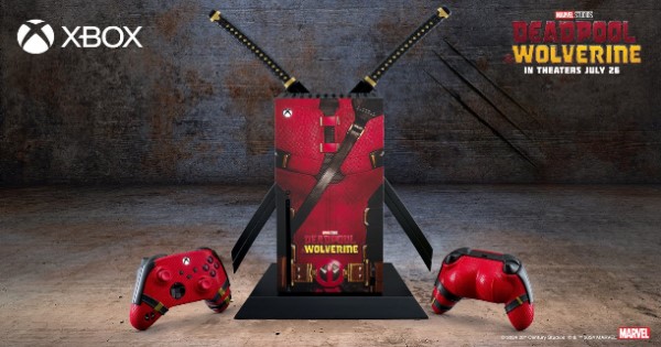 Xbox hé lộ bộ tay cầm mới có tạo hình giống như… cặp “đào” của Deadpool