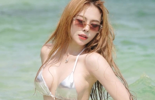 Võ Nữ Ngân Hà tiếp tục xả suộc "beach bum" nóng bỏng, fan nam có thể "lụy" đến hè năm sau