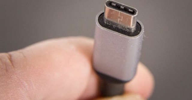 Loại cổng USB nào hiện đang 