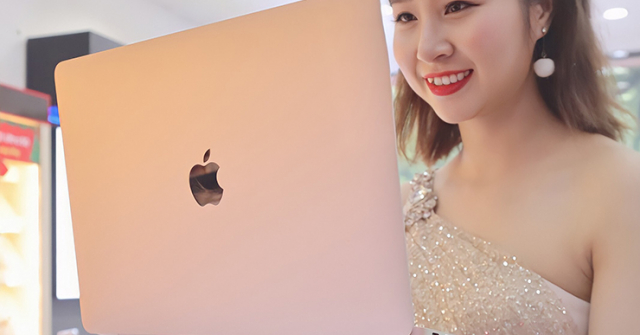 Sắp có Apple Watch và MacBook “made in” Việt Nam