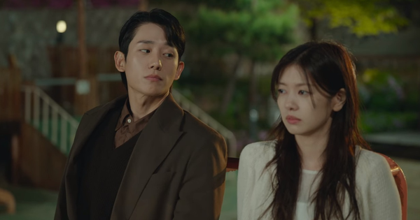 Love Next Door tập 2: Phát cuồng với cách Jung Hae In si mê crush, còn có hành động khiến ai cũng đổ