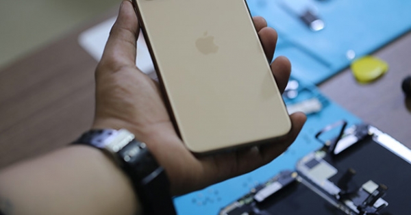 Chưa lên kệ, iPhone 11 Pro Max đã bị 