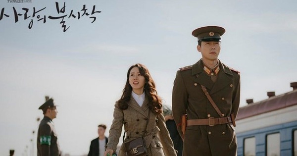 Ra đây mà xem hậu trường Crash Landing On You, Son Ye Jin ngóc cổ chờ Hyun Bin đút thịt 