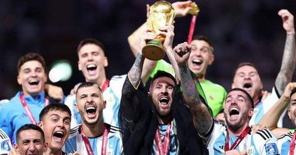 Sợi dây đỏ bí ẩn mang lại may mắn cho Messi tại World Cup cuối cùng trong sự nghiệp