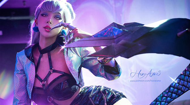 LMHT: Quyến rũ đầy bí ẩn, cosplay Evelynn K/DA More khiến người xem không thể rời mắt