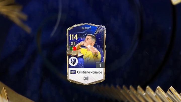 Đội hình 24 TOTY FC Online lộ diện: Ronaldo và Messi cùng góp mặt!