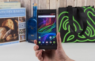 Razer sa thải gần hết nhân viên mảng di động, sẽ không ra mắt Razer Phone 3