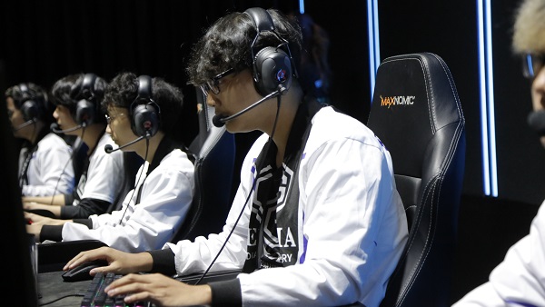 [Vòng Thăng Hạng VCS Mùa Hè 2021 – Ngày 2] Luxury Esports là cái tên đầu tiên trở lại VCS mùa hè