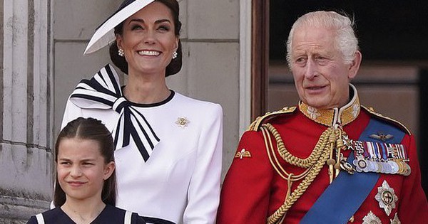 Tình cảm ấm áp Vua Charles dành cho Vương phi Kate: Luôn tôn trọng con dâu và chủ động thăm cô ở bệnh viện