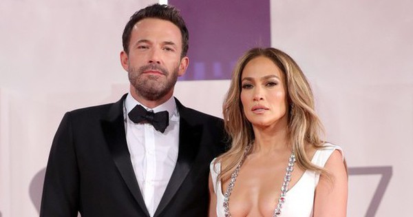 Jennifer Lopez tan vỡ với Ben Affleck vì nghiện tình yêu?