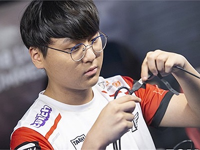 LMHT: “SKT có thể đi CKTG trụ hạng được không?”, phản ứng của game thủ Reddit sau trận Đại chiến viễn thông