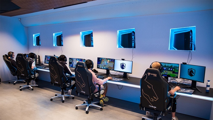 Trường học Esports đặc biệt ở Nga, nơi đào tạo 