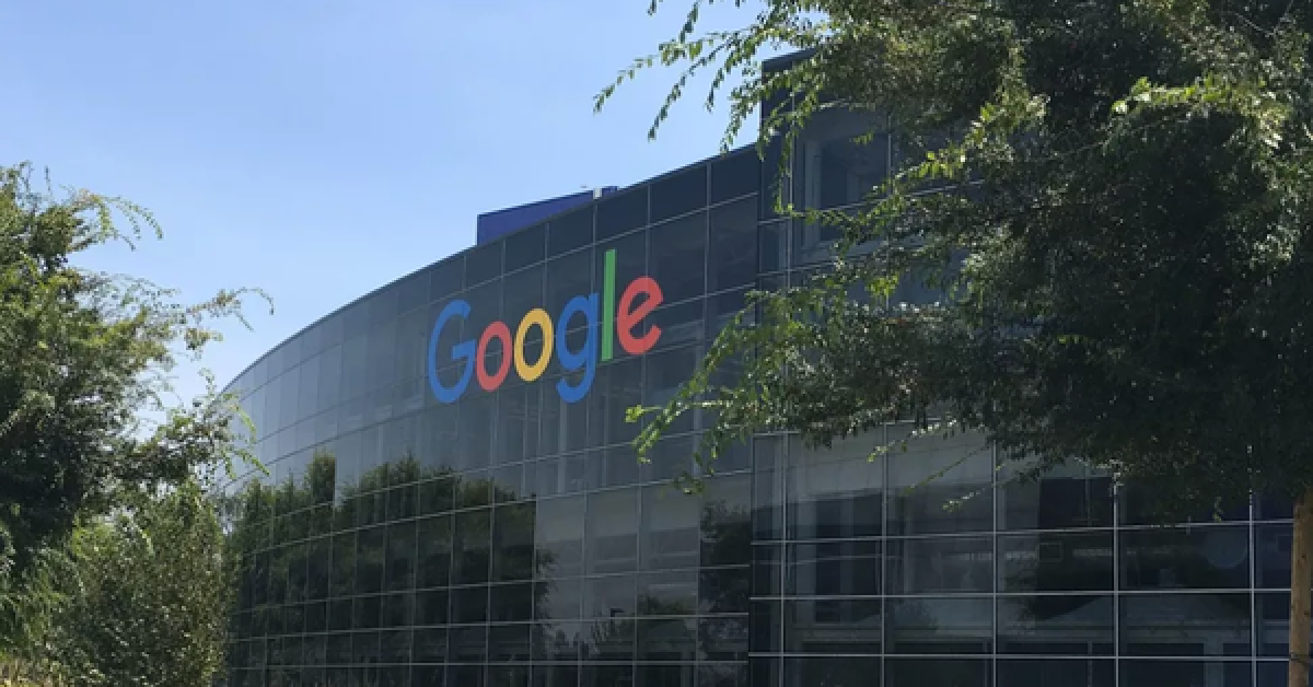 Google cho hàng ngàn nhân viên làm việc không kết nối mạng