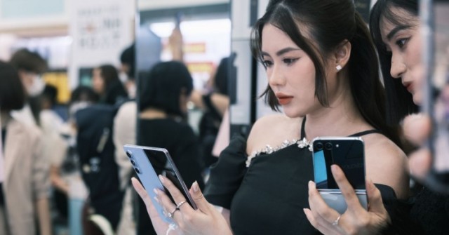 Thị trường smartphone ấm dần trở lại, lý do vì đâu?