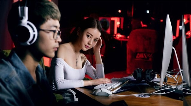 Tâm sự game thủ: Cùng duo LMHT suốt 4 năm, tôi vẫn không thể nói “em yêu anh”