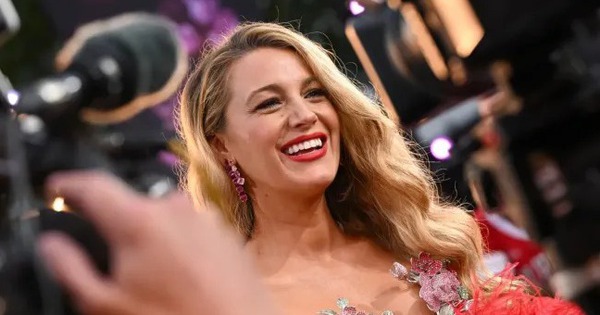 Vì sao Blake Lively bị Hollywood tẩy chay?