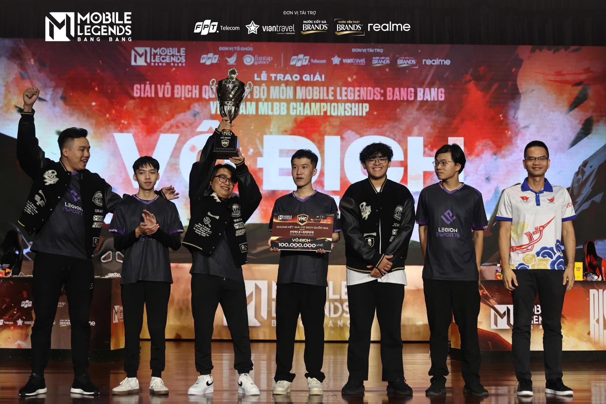 Mobile Legends Bang Bang: Legion Esports Hủy Diệt Đối Thủ, Lên Ngôi Giải Đấu VMC 2024