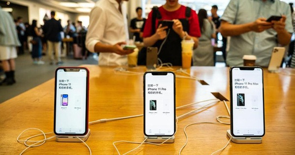 Trước thì kêu gọi tẩy chay, nay người Trung Quốc “yêu lại từ đầu” Apple?