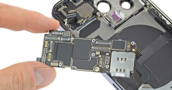 So với chiếc iPhone đầu tiên, dung lượng RAM của iPhone 15 series đã được tăng hơn 60 lần