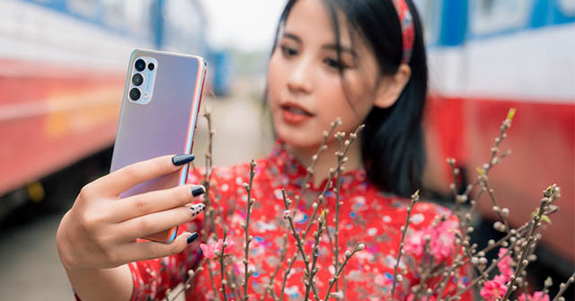 Tầm giá 8 triệu, nên mua Galaxy M51 pin “khủng” hay Oppo Reno 5 camera xịn?