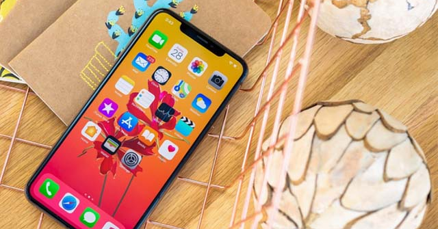 Nên đầu tư iPhone 12 hay iPhone 12 Pro khôn ngoan hơn?