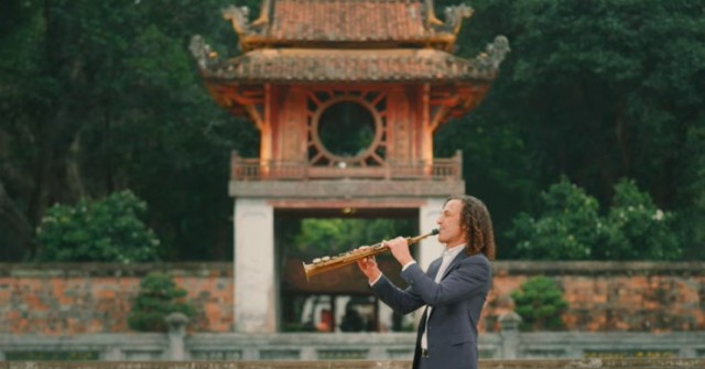 Kenny G quảng bá du lịch Việt Nam trong MV Going Home