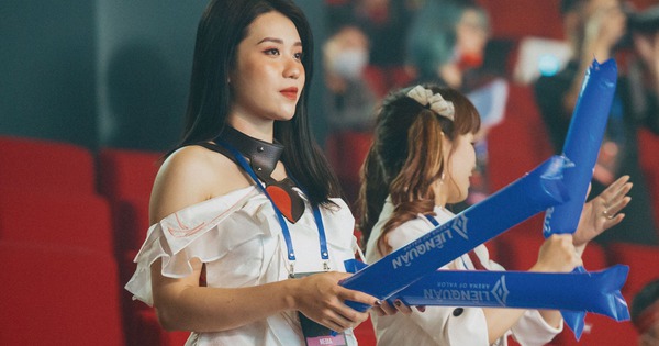 Ngắm dàn fan girl xinh đẹp tiếp lửa cổ vũ cho ĐTQG Liên Quân Mobile tại SEA Games 31