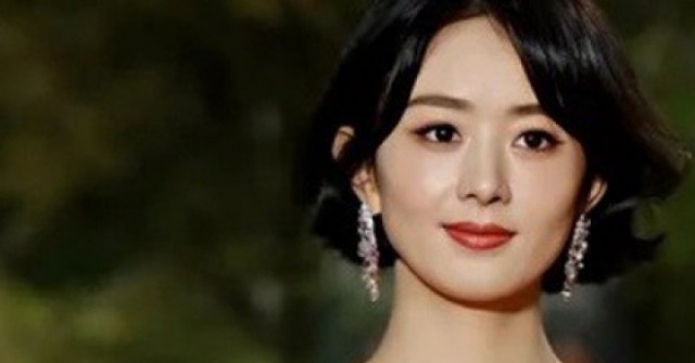 Triệu Lệ Dĩnh vướng tin đồn hẹn hò đạo diễn, lộ nhiều bằng chứng thân mật