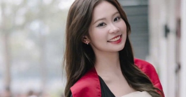 Á khôi ngoại thương tốt nghiệp sớm, được mời đi làm trước khi ra trường
